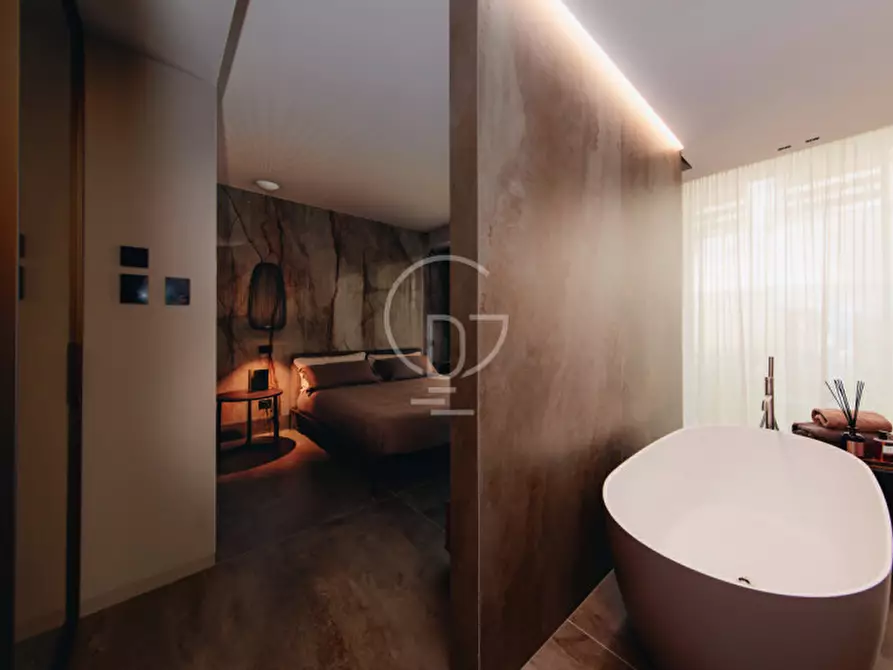 Immagine 26 di Villetta a schiera in vendita  in Via Tito Speri a Padenghe Sul Garda