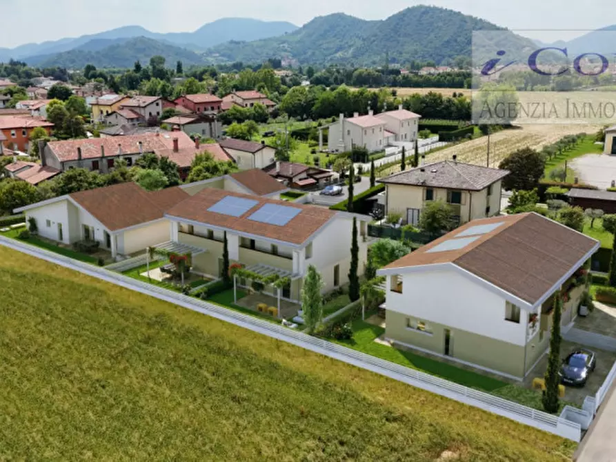Immagine 5 di Casa bifamiliare in vendita  in Via Selvatico a Teolo