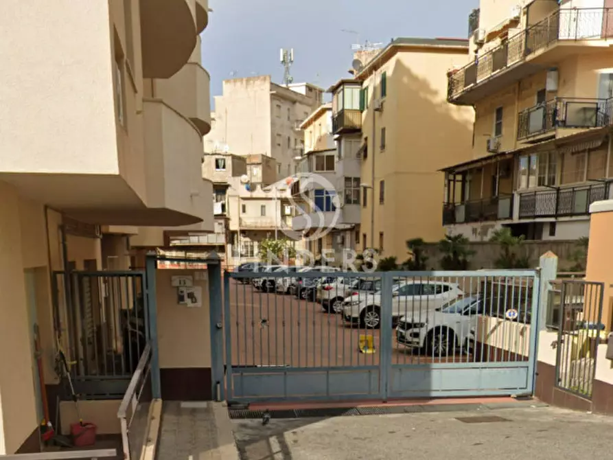 Immagine 3 di Appartamento in vendita  in via montevergine 13 a Reggio Di Calabria
