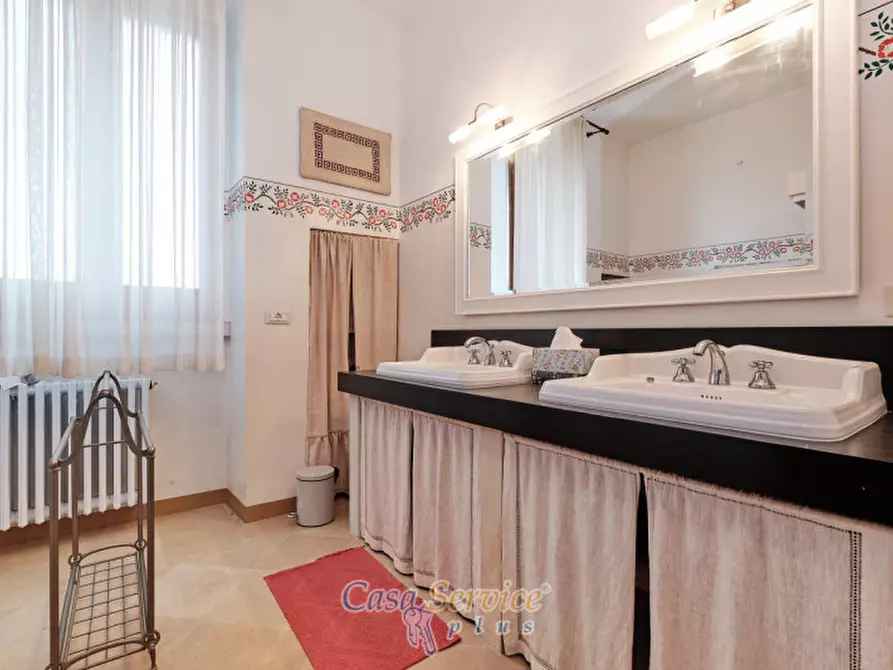 Immagine 7 di Palazzo in vendita  in Via Caracciolo a Ruffano