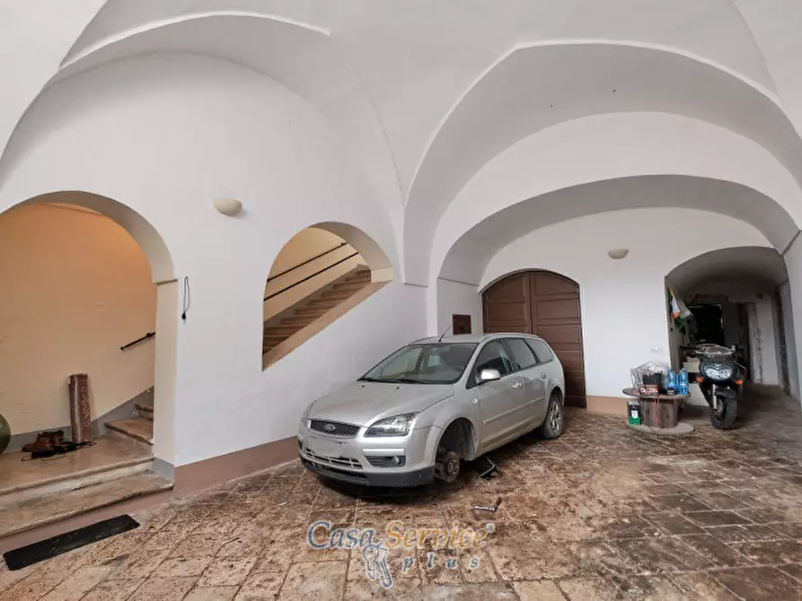 Immagine 12 di Palazzo in vendita  in Via Caracciolo a Ruffano