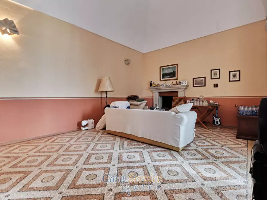 Immagine 16 di Palazzo in vendita  in Via Caracciolo a Ruffano