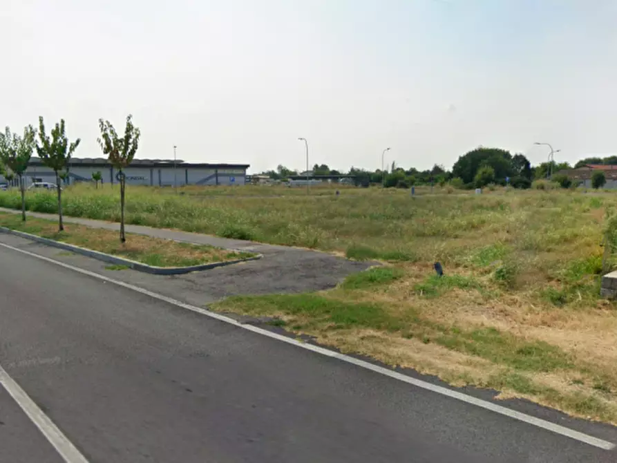Immagine 4 di Terreno in vendita  in Via Dottorina a Castiglione Delle Stiviere