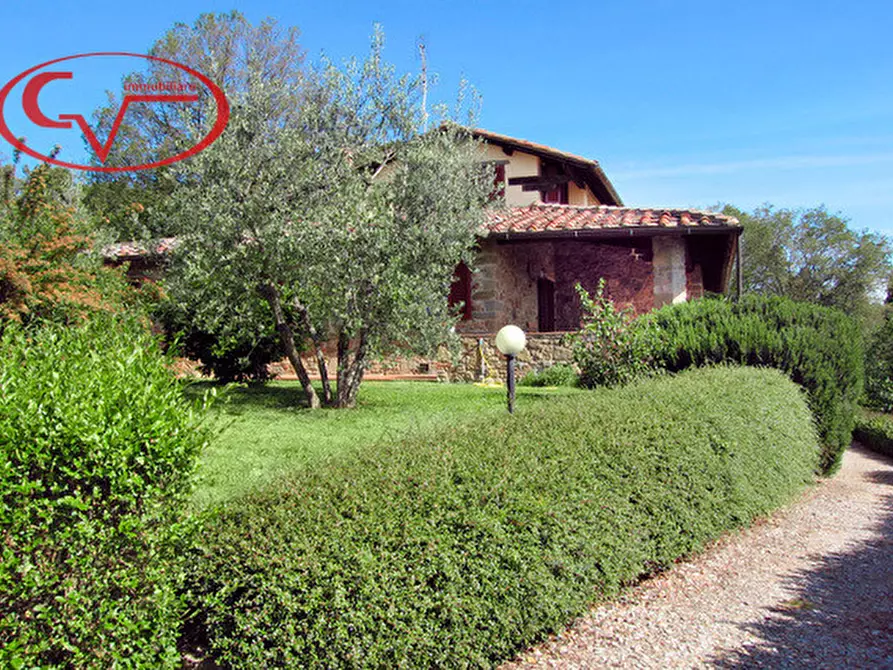 Immagine 2 di Villa in vendita  in Monte San Savino a Monte San Savino