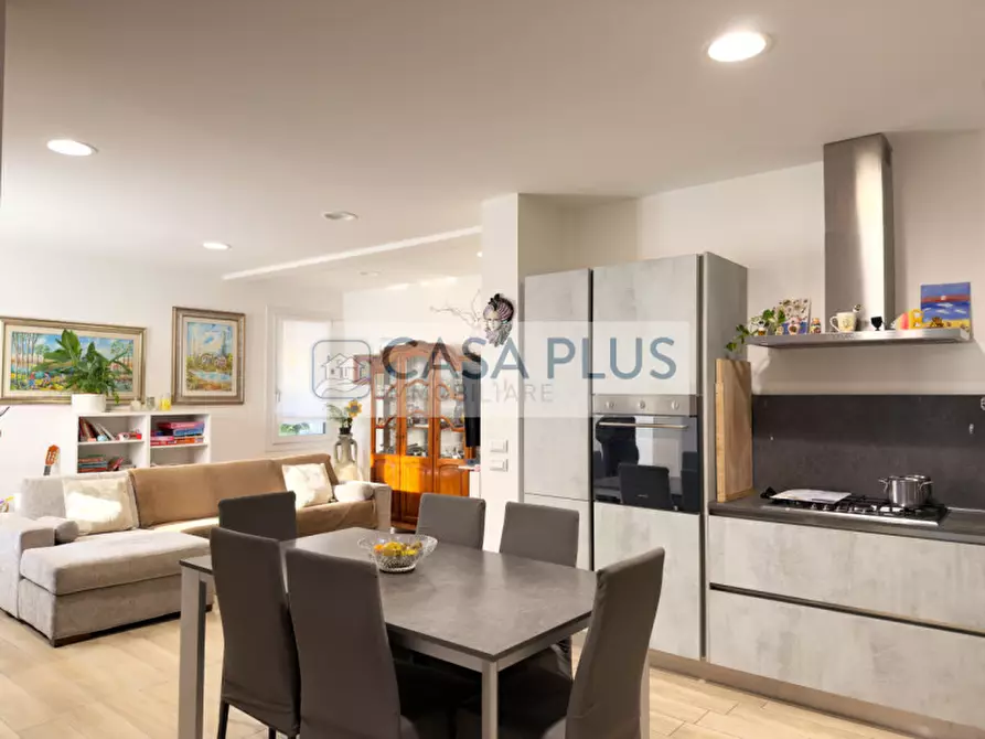 Immagine 1 di Appartamento in vendita  a Jesolo