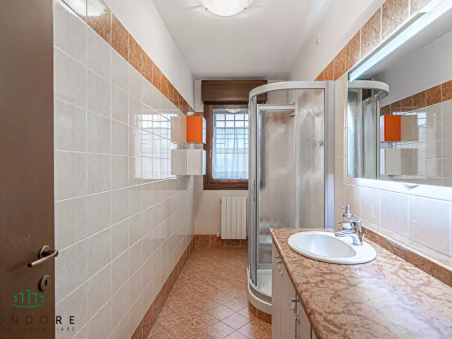 Immagine 17 di Appartamento in vendita  in Via Porrettana 157 a Sasso Marconi