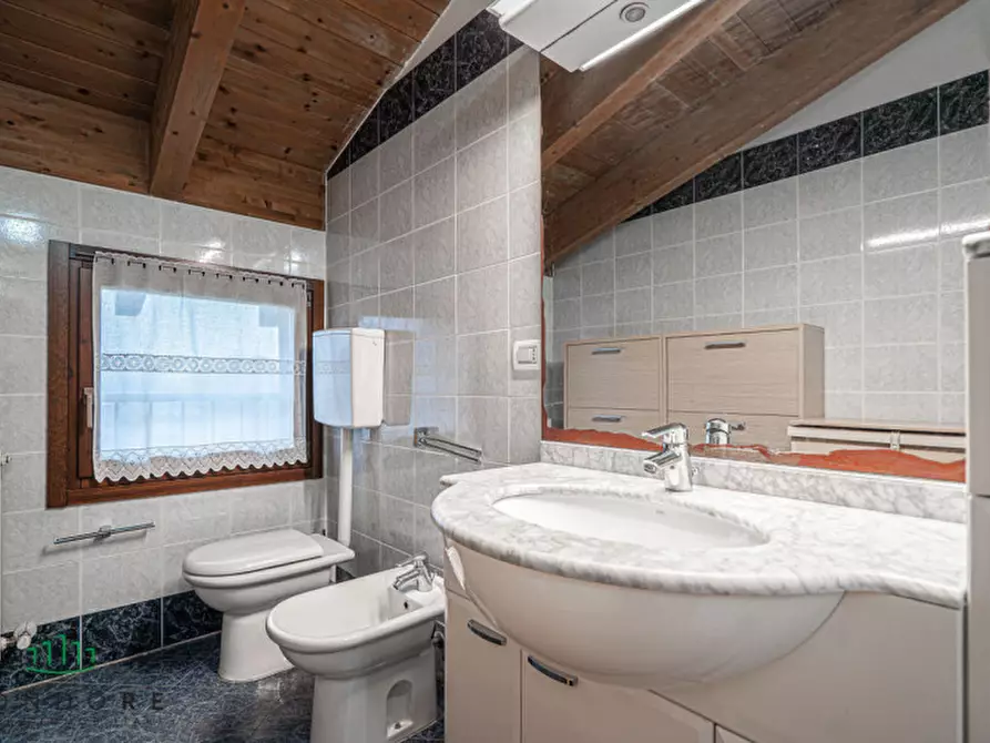 Immagine 29 di Appartamento in vendita  in Via Porrettana 157 a Sasso Marconi