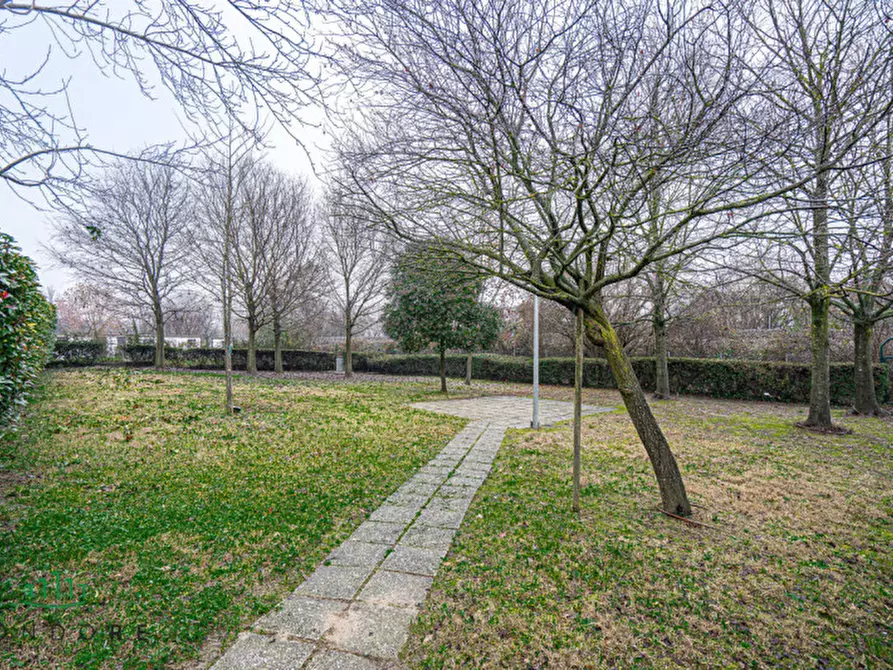 Immagine 30 di Appartamento in vendita  in Via Porrettana 157 a Sasso Marconi