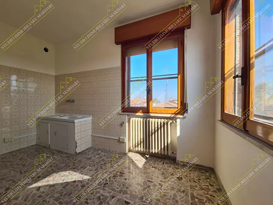 Immagine 9 di Appartamento in vendita  in Via Ripa 3 a Casalgrande