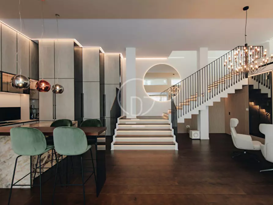 Immagine 10 di Attico in vendita  in Via Tito Speri a Padenghe Sul Garda