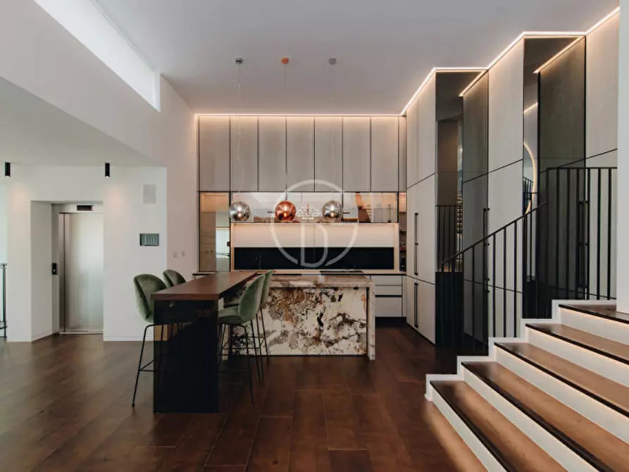 Immagine 12 di Attico in vendita  in Via Tito Speri a Padenghe Sul Garda