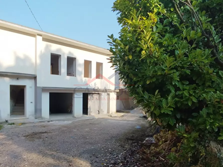 Immagine 1 di Casa indipendente in vendita  a Cervarese Santa Croce