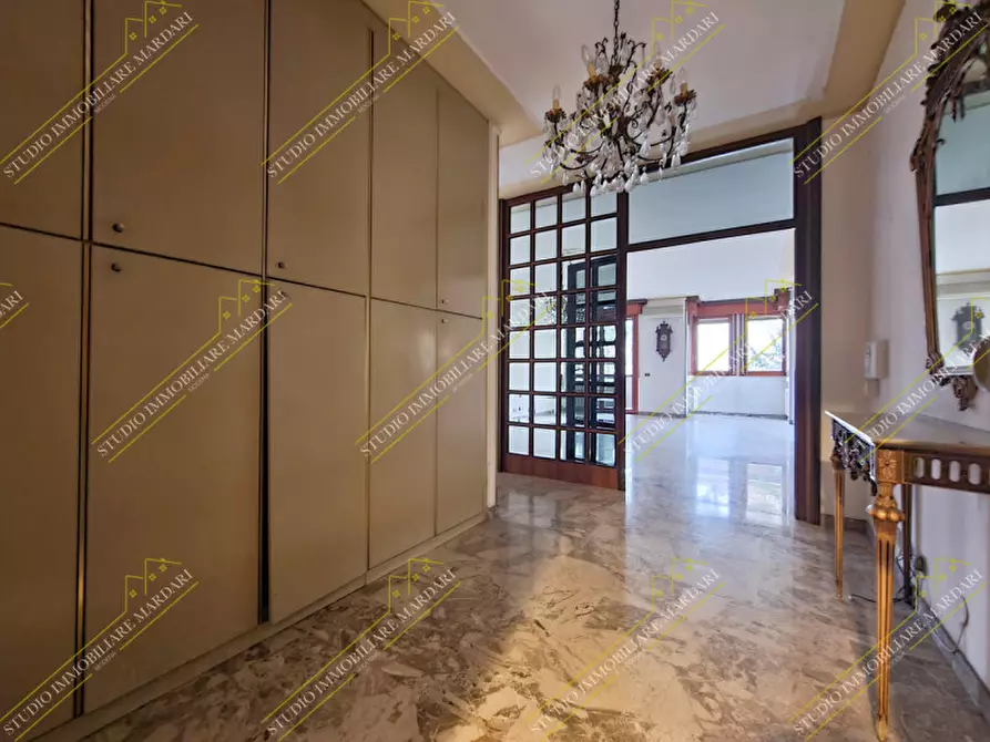 Immagine 7 di Appartamento in vendita  in via Marzabotto 116 a Modena