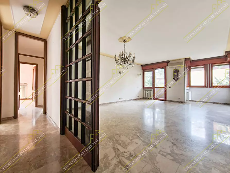 Immagine 9 di Appartamento in vendita  in via Marzabotto 116 a Modena