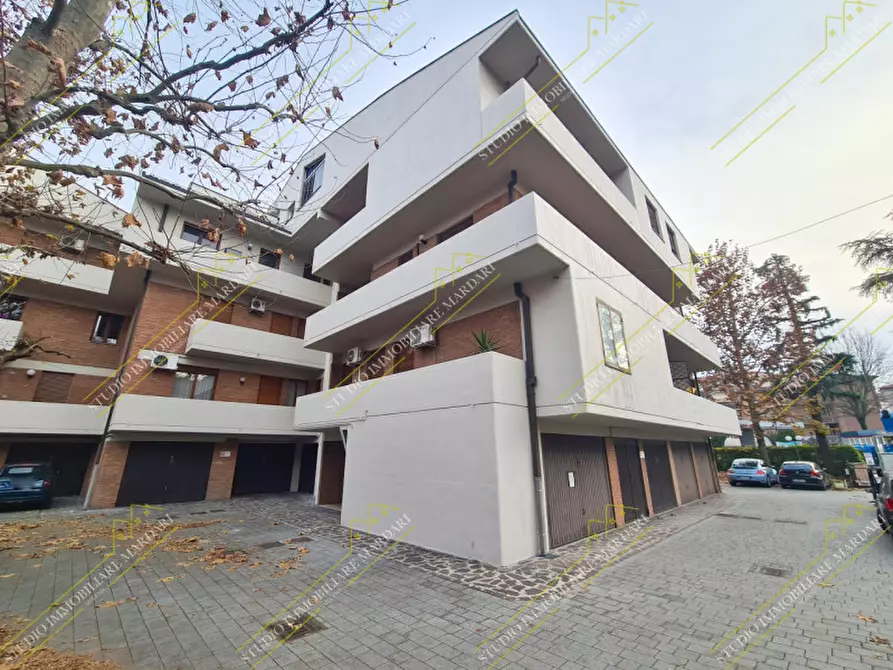 Immagine 52 di Appartamento in vendita  in via Marzabotto 116 a Modena