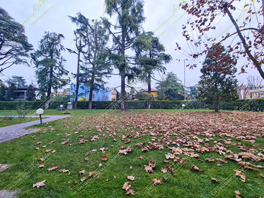 Immagine 53 di Appartamento in vendita  in via Marzabotto 116 a Modena