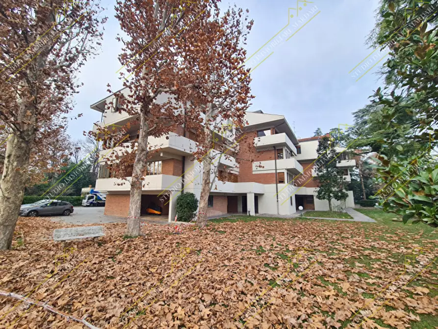 Immagine 54 di Appartamento in vendita  in via Marzabotto 116 a Modena