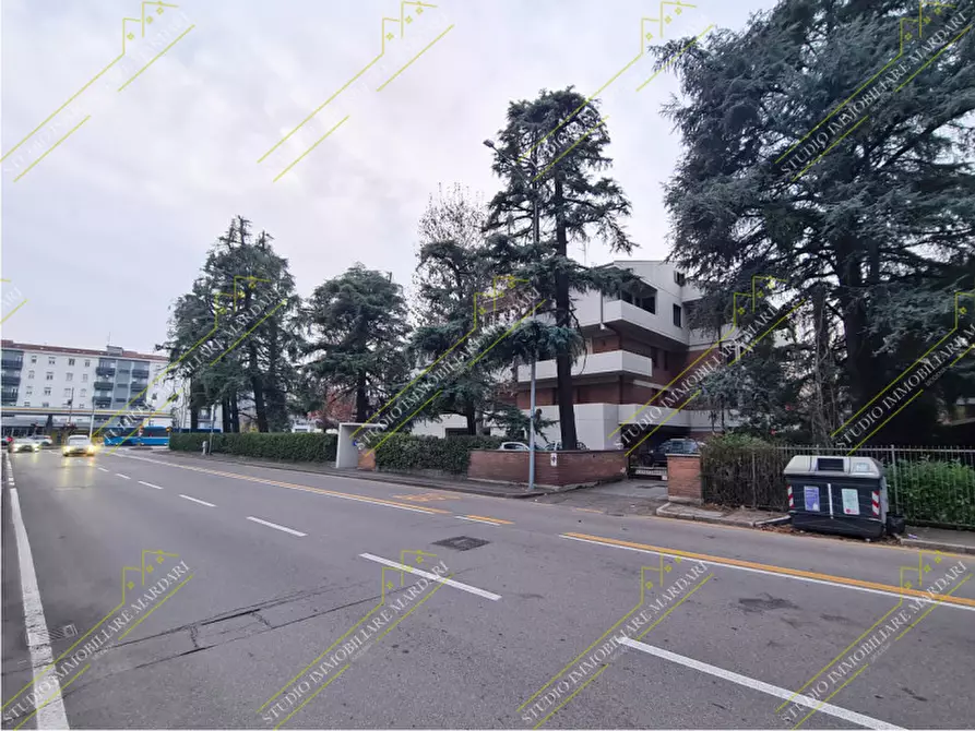 Immagine 58 di Appartamento in vendita  in via Marzabotto 116 a Modena