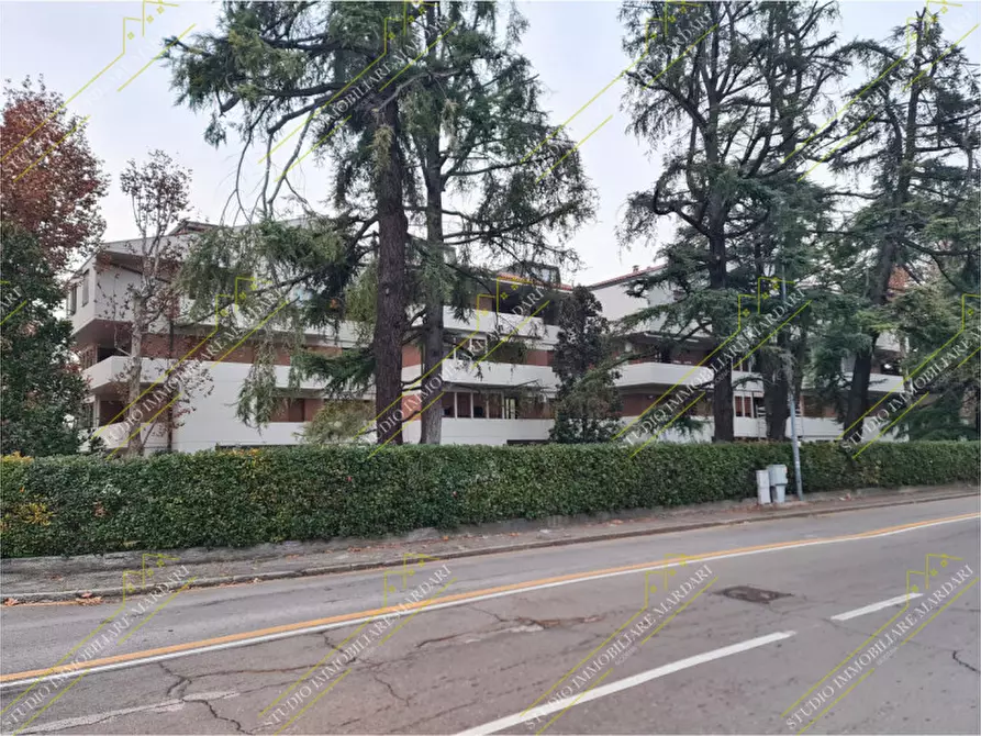 Immagine 60 di Appartamento in vendita  in via Marzabotto 116 a Modena