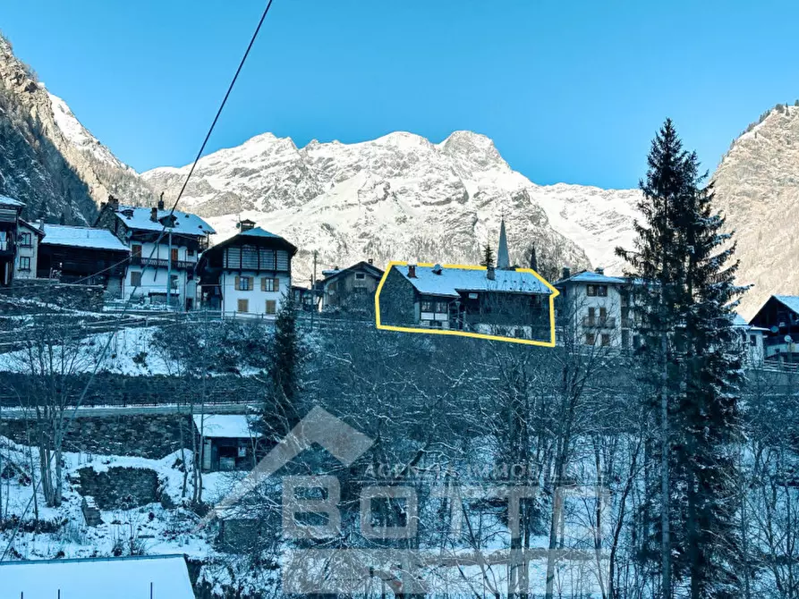 Immagine 3 di Appartamento in vendita  in Via Giacomo Antonio Matolo 15 a Alagna Valsesia