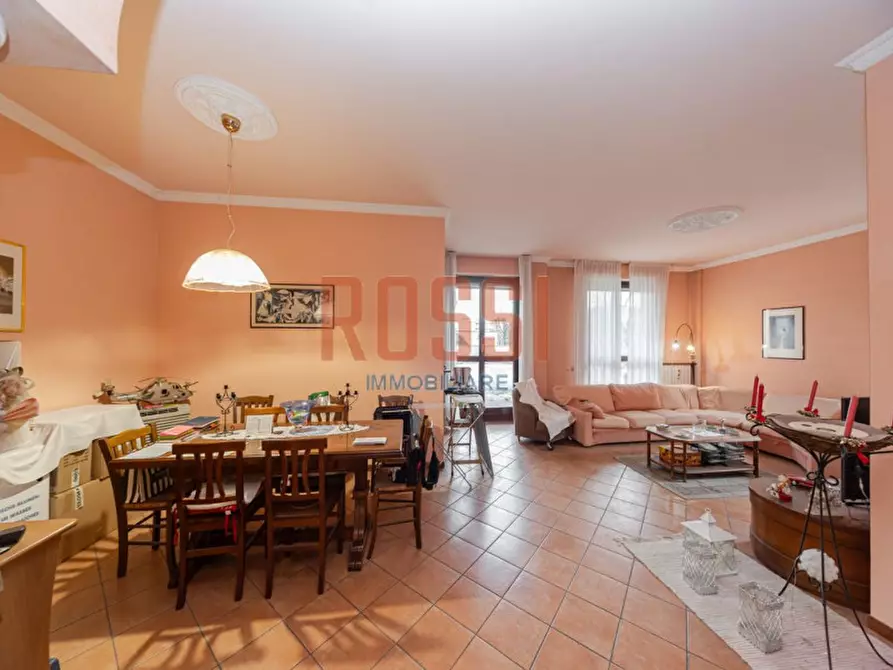 Immagine 3 di Appartamento in vendita  in VIA GOLDONI a Monza