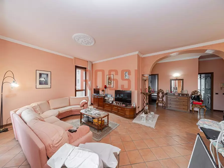 Immagine 4 di Appartamento in vendita  in VIA GOLDONI a Monza