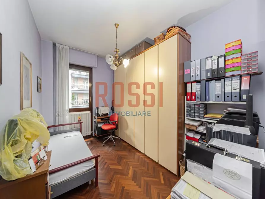 Immagine 10 di Appartamento in vendita  in VIA GOLDONI a Monza