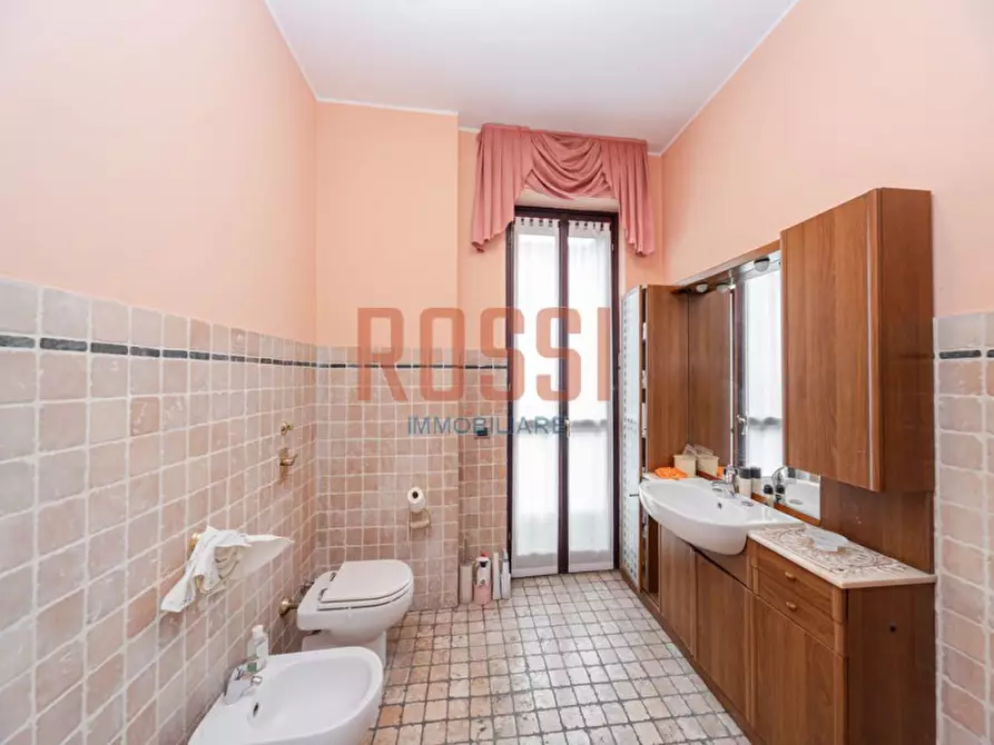 Immagine 13 di Appartamento in vendita  in VIA GOLDONI a Monza