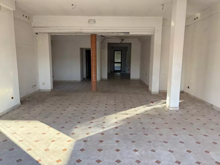 Immagine 1 di Negozio in vendita  in Via Vetrego,92 a Mirano