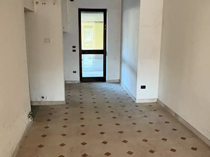 Immagine 9 di Negozio in vendita  in Via Vetrego,92 a Mirano