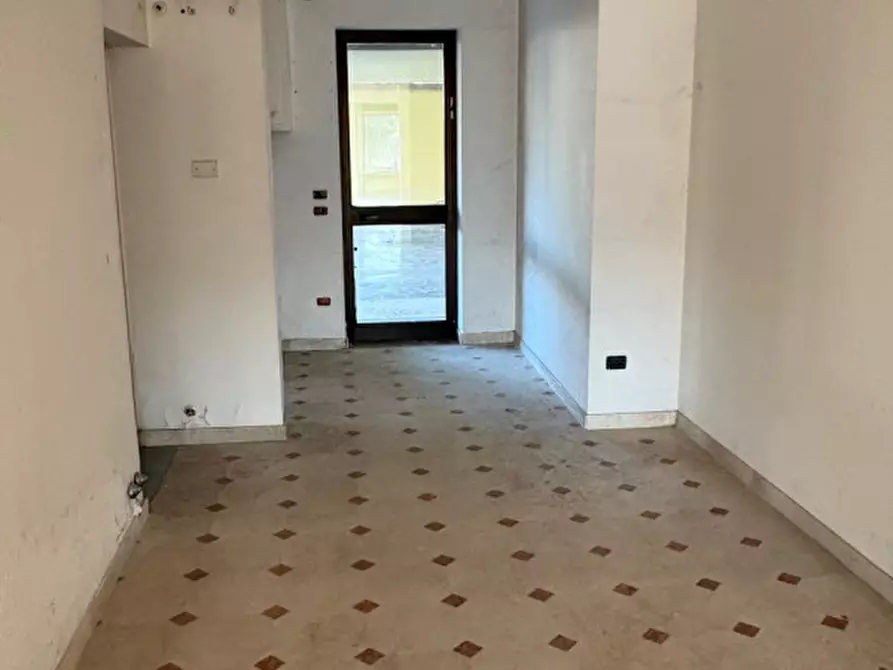 Immagine 10 di Negozio in vendita  in Via Vetrego,92 a Mirano