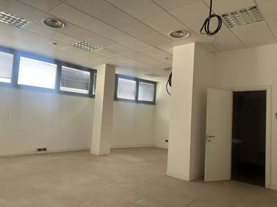 Immagine 10 di Ufficio in vendita  in via alfieri, 2 a Spinea