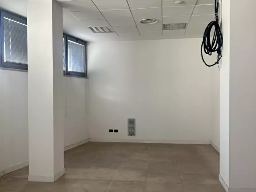 Immagine 16 di Ufficio in vendita  in via alfieri, 2 a Spinea