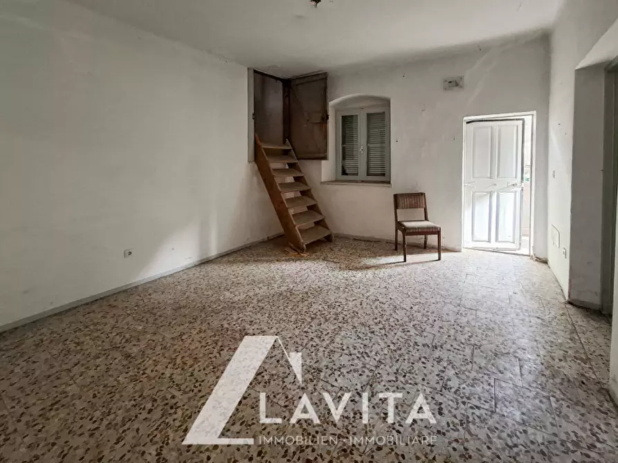 Immagine 7 di Palazzo in vendita  in Pinzoner Straße - Via Pinzano a Montagna .Montan.