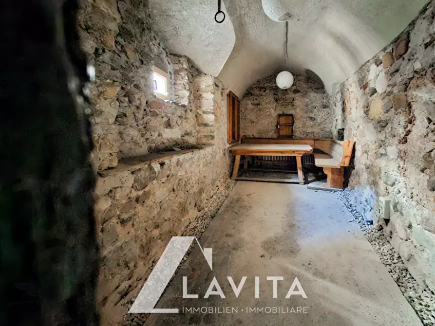 Immagine 9 di Palazzo in vendita  in Pinzoner Straße - Via Pinzano a Montagna .Montan.