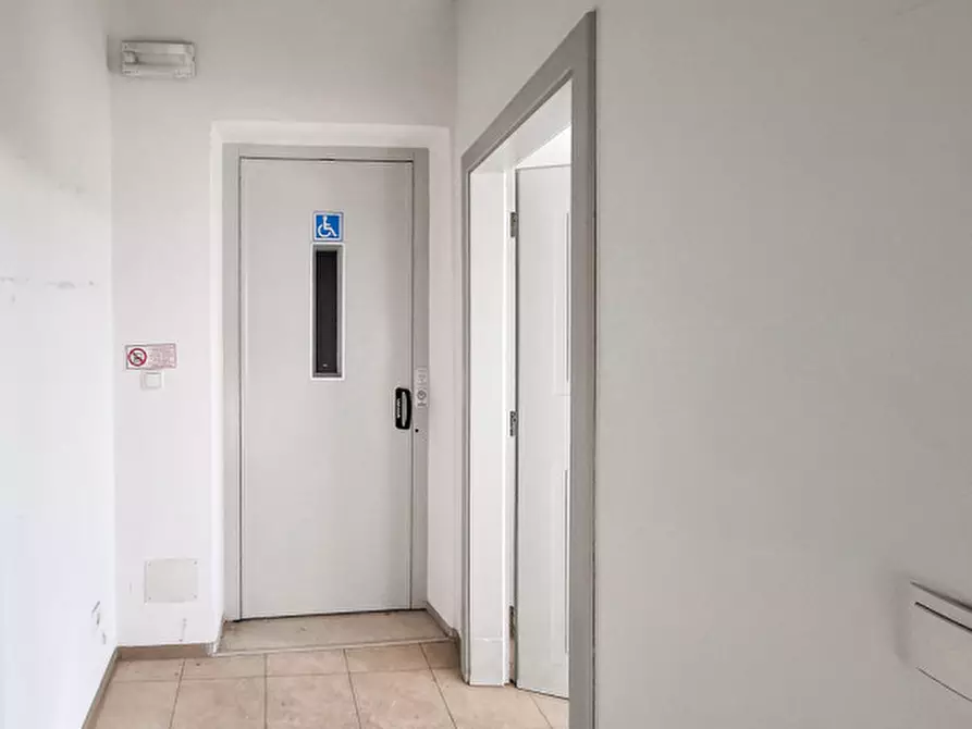 Immagine 24 di Palazzo in vendita  in Pinzoner Straße - Via Pinzano a Montagna .Montan.