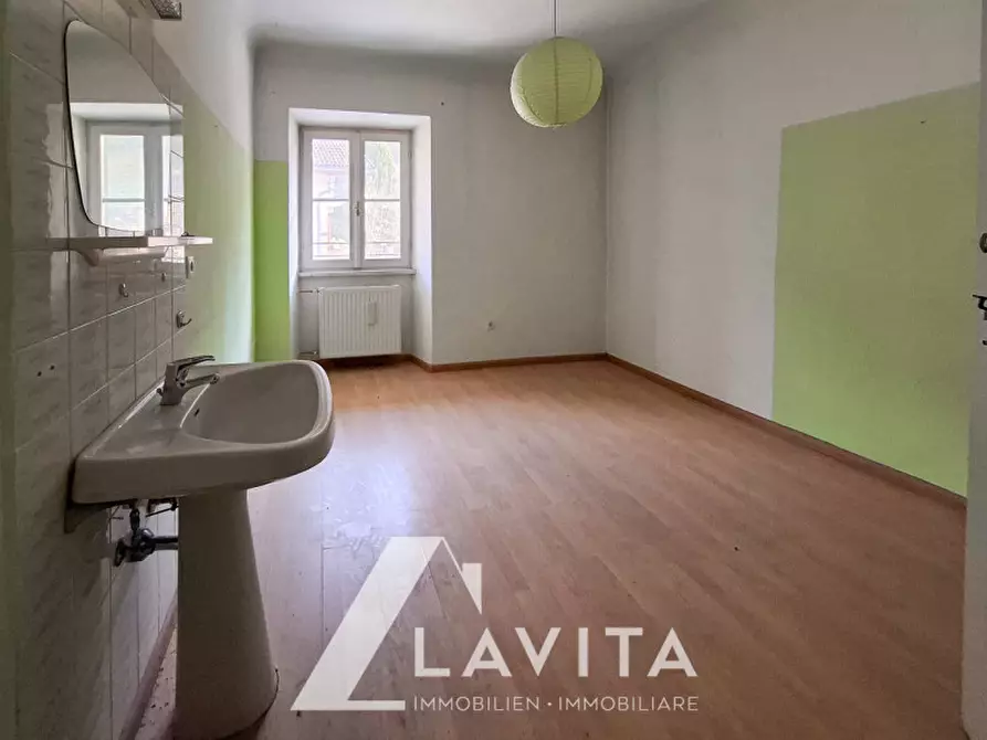 Immagine 30 di Palazzo in vendita  in Pinzoner Straße - Via Pinzano a Montagna .Montan.