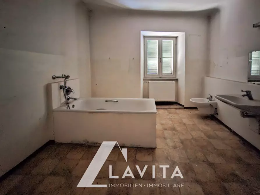 Immagine 32 di Palazzo in vendita  in Pinzoner Straße - Via Pinzano a Montagna .Montan.