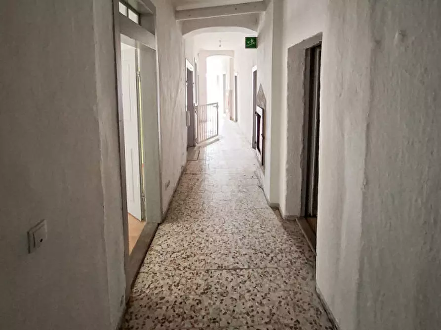 Immagine 34 di Palazzo in vendita  in Pinzoner Straße - Via Pinzano a Montagna .Montan.