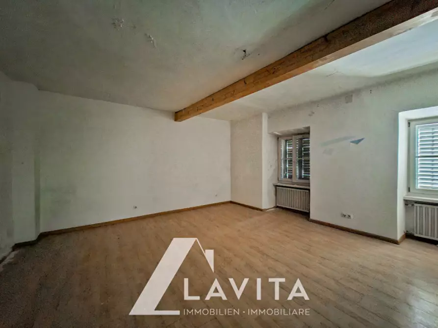 Immagine 35 di Palazzo in vendita  in Pinzoner Straße - Via Pinzano a Montagna .Montan.