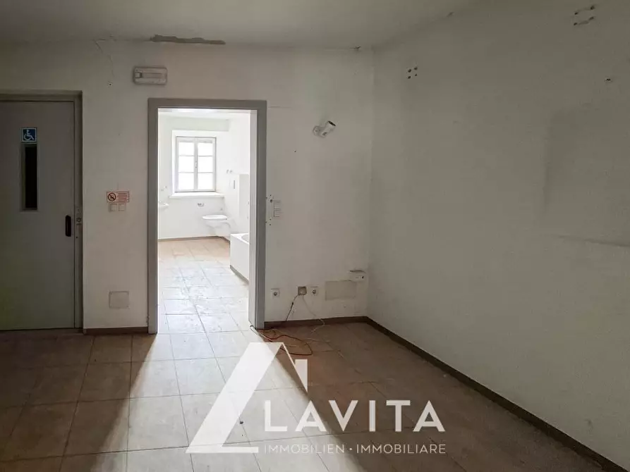 Immagine 37 di Palazzo in vendita  in Pinzoner Straße - Via Pinzano a Montagna .Montan.