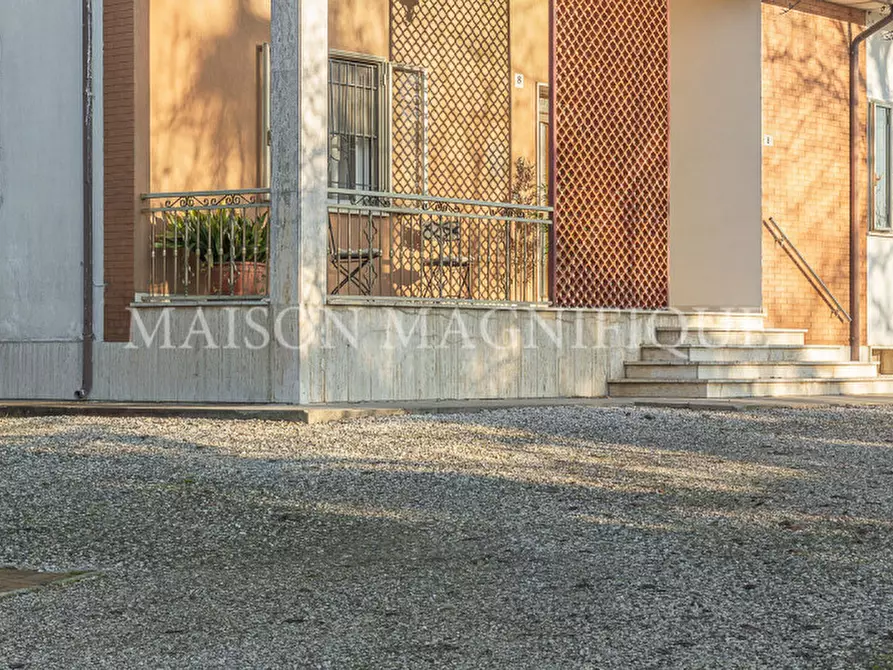 Immagine 3 di Villa in vendita  in Via Quartiere Runco a Portomaggiore