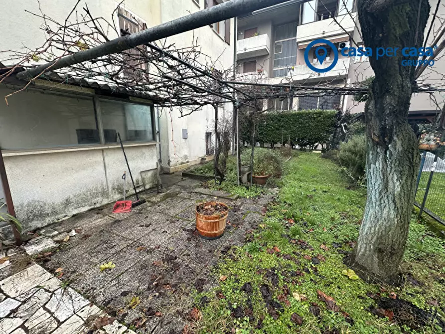 Immagine 51 di Casa indipendente in vendita  in Viale Porta Adige 16 a Rovigo
