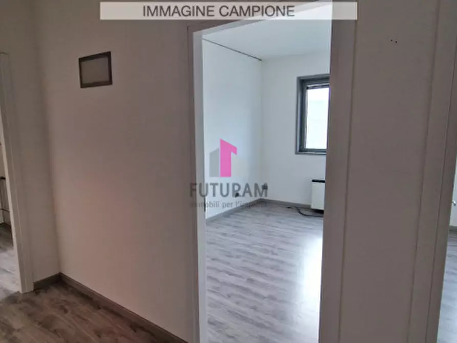 Immagine 5 di Ufficio in vendita  in VIA ROMA 1 a Ponte San Nicolò