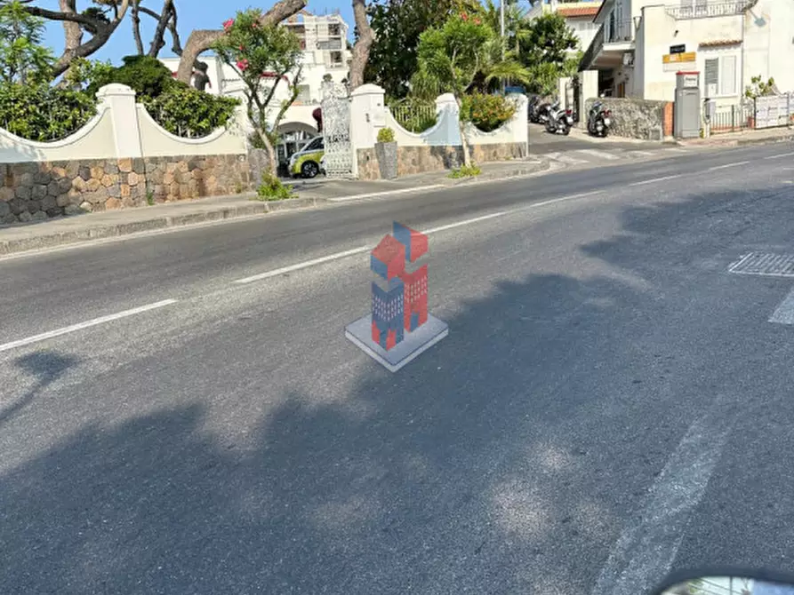Immagine 8 di Appartamento in vendita  in ISCHIA-CASAMICCIOLA-VIA C.COLOMBO a Casamicciola Terme