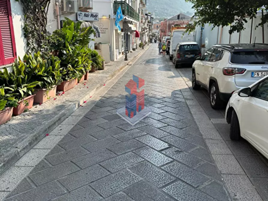 Immagine 16 di Appartamento in vendita  in ISCHIA-CASAMICCIOLA-VIA C.COLOMBO a Casamicciola Terme