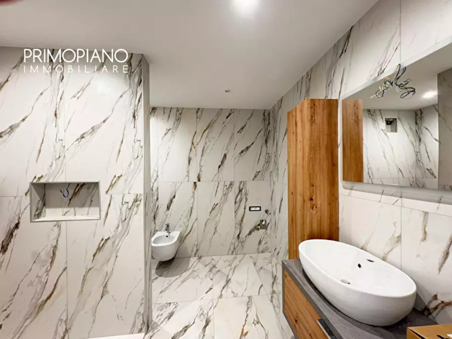 Immagine 1 di Appartamento in vendita  in Vergonzo a Comano Terme