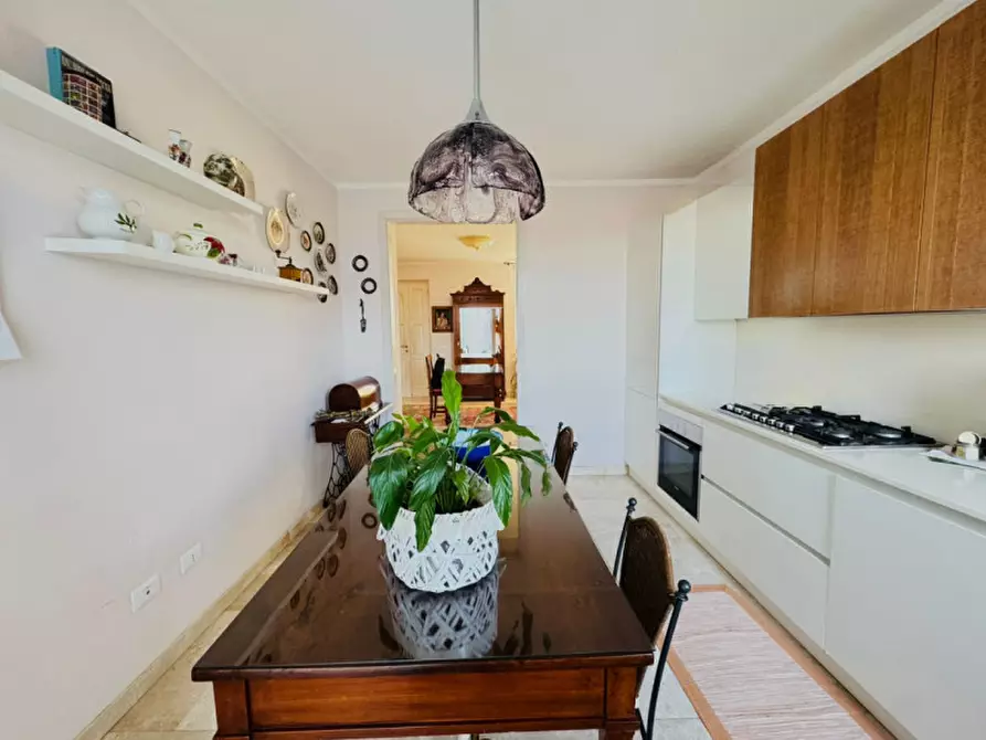 Immagine 10 di Casa trifamiliare in vendita  a Castel Goffredo