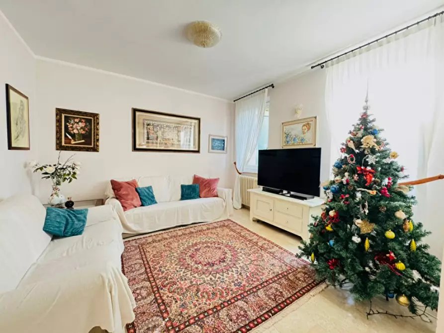 Immagine 15 di Casa trifamiliare in vendita  a Castel Goffredo