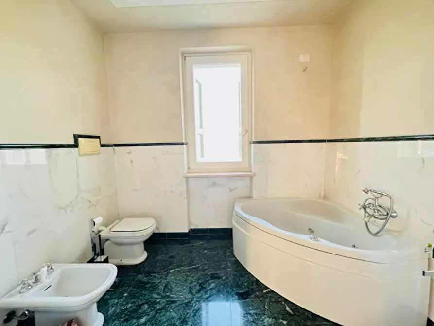 Immagine 31 di Casa trifamiliare in vendita  a Castel Goffredo